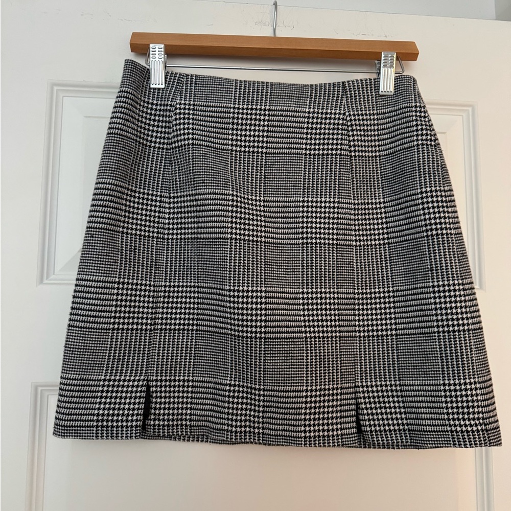 Twik Black and White Checkered Preppy Skirt